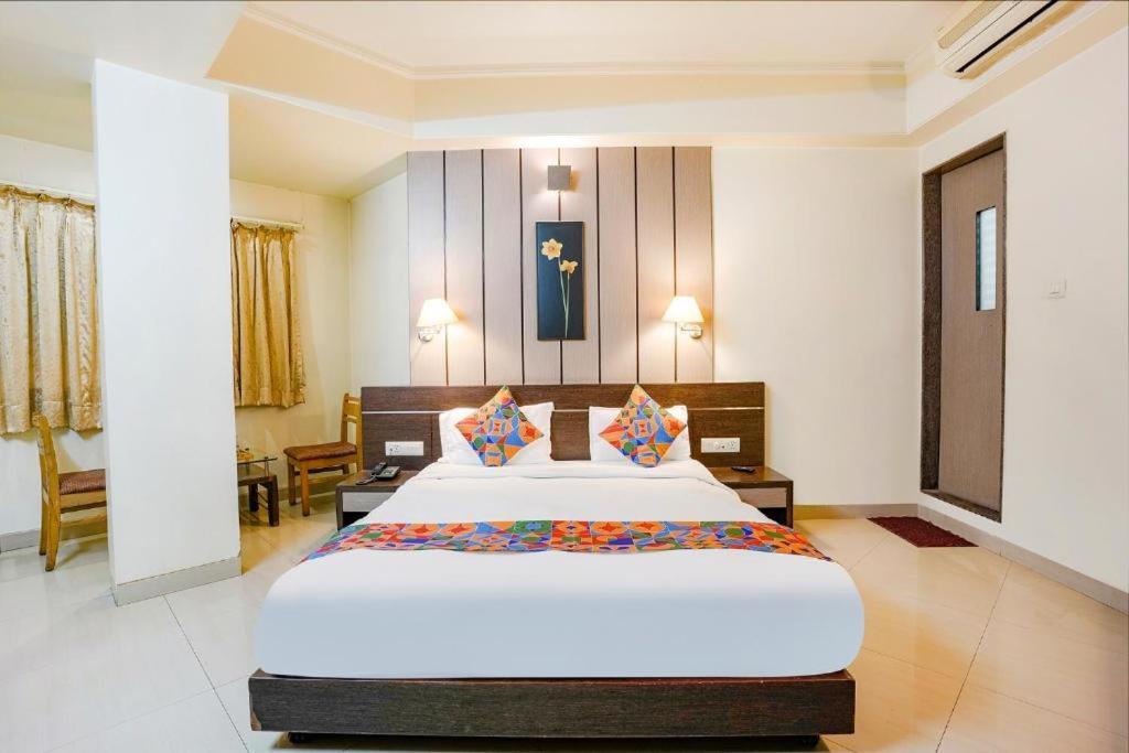 Hotel Gandharva Residency Swargate Pune Exterior foto